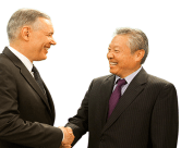 Gary Dickerson, President and CEO of Applied Materials, and Tetsuro Higashi, Chairman, President and CEO of Tokyo Electron, together in Tokyo, Japan for the announcement.